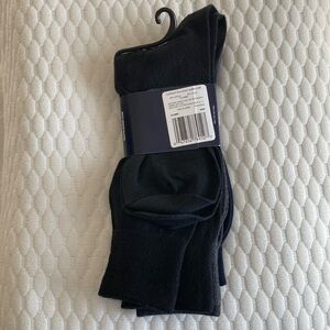 Polo Ralph Lauren Men's 3 Pack Dress Socks
Blue/Gray/Black 10-13 NWT